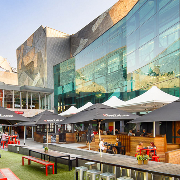 beer-deluxe-fedsquare-beergarden beer-deluxe-fedsquare-beergarden