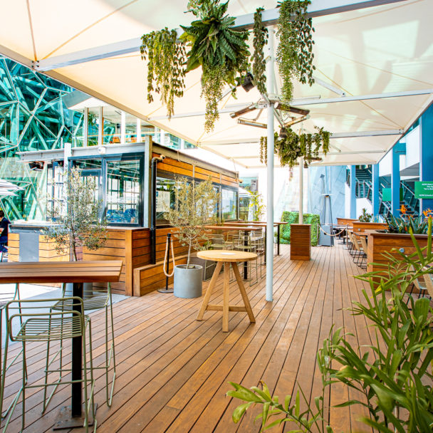 Beer DeLuxe Fed Square The Deck