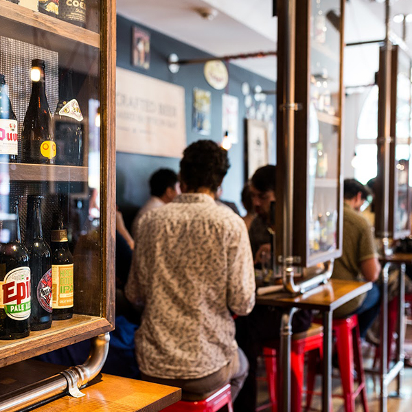 beer-deluxe-hawthorn-room-heritage-gallery-1
